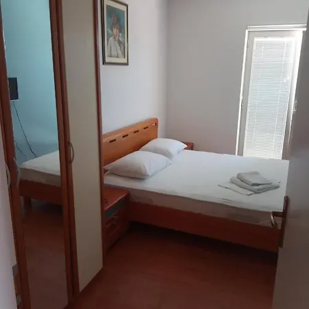 Laura Apartment Hvar Town