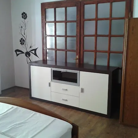 Apartment Laura *